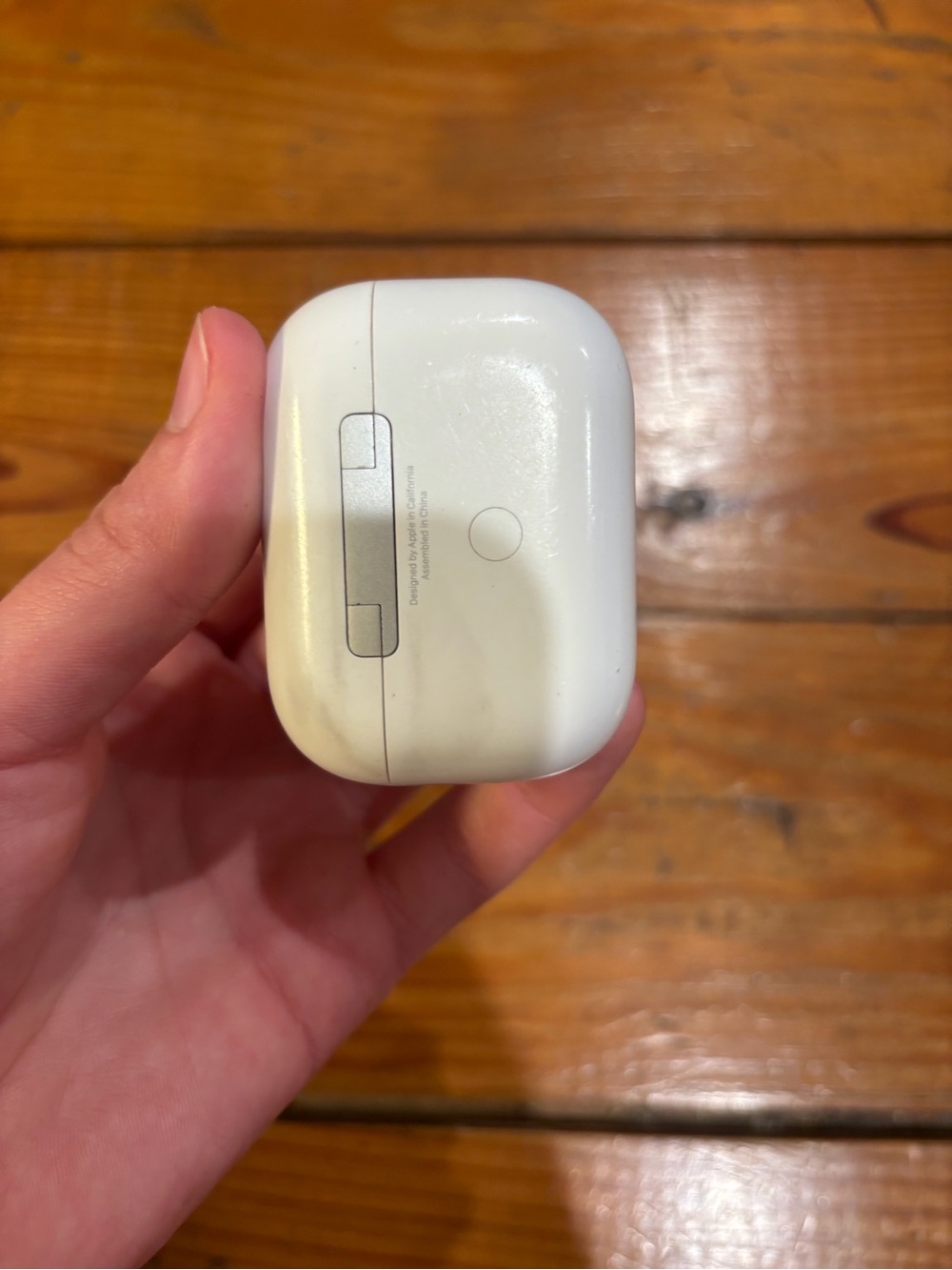 (18) AIRPODS PRO - Picture 8 of 9